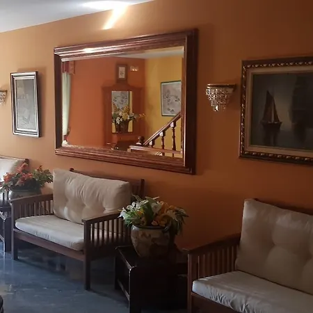 Os Pazos Familiar מלון