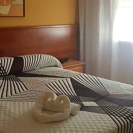 Os Pazos Familiar Ξενοδοχείο