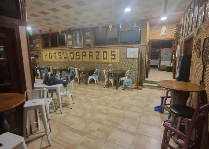 Otel Os Pazos Familiar