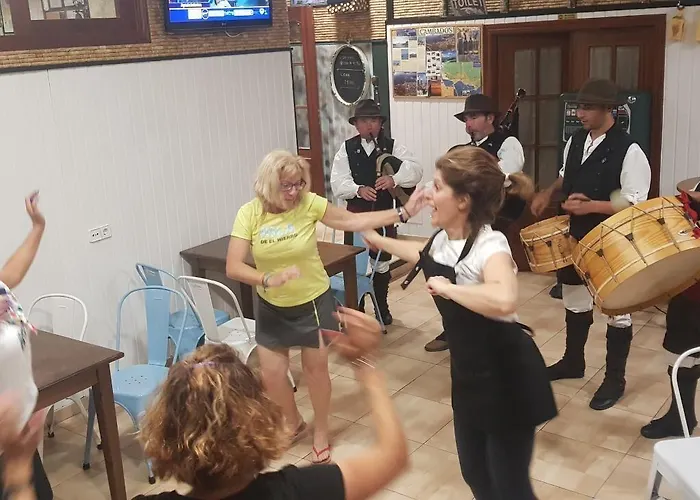 Os Pazos Familiar Otel 2*