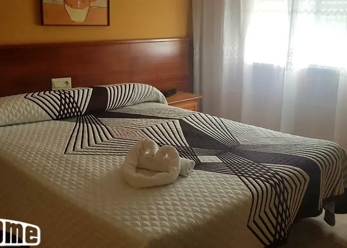 Os Pazos Familiar Otel